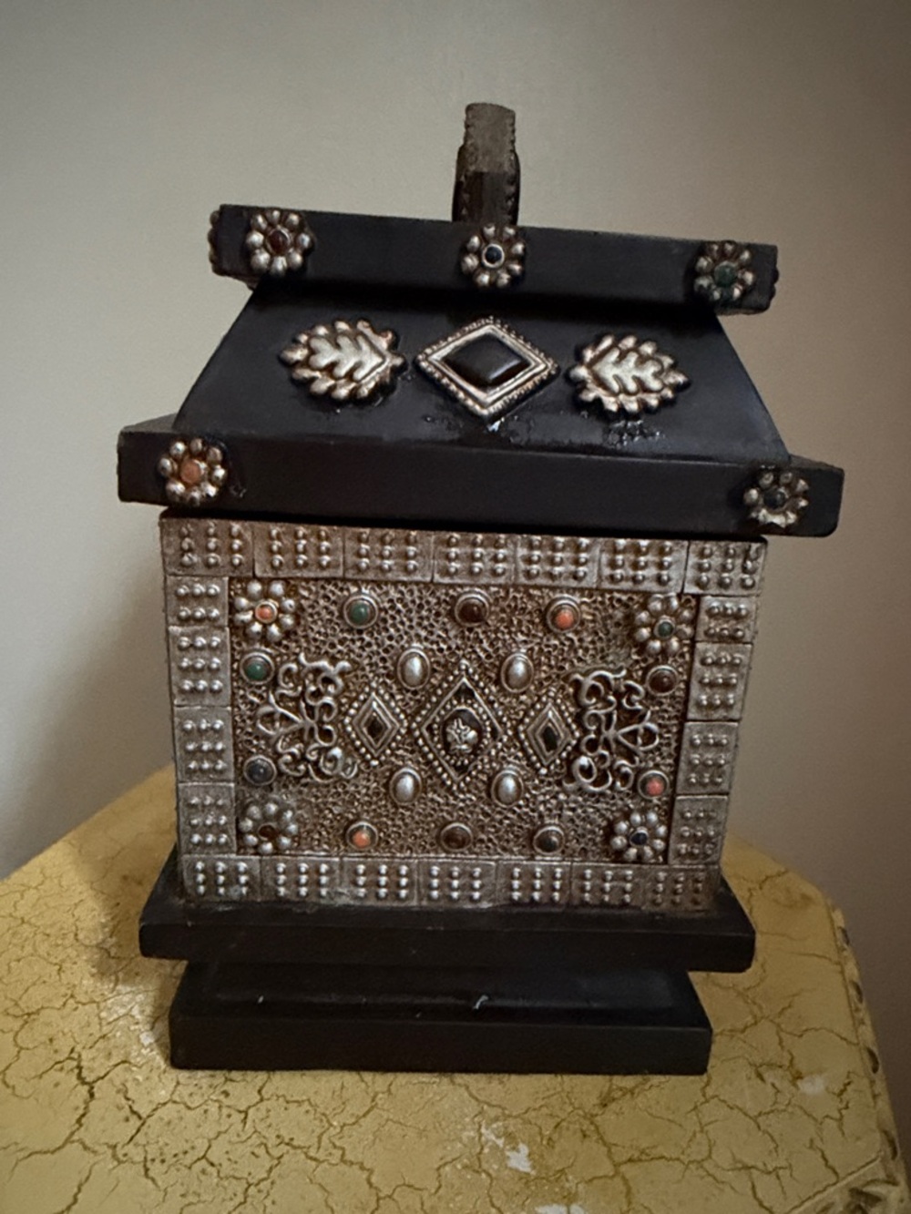 Rare, vintage. Ornate Decorative Jewelry Box - Black with Silver Accents